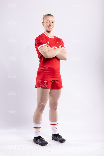 170325 Wales Women 6 Nations Rugby Squad Portraits - Catherine Richards