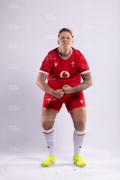 170325 Wales Women 6 Nations Rugby Squad Portraits - Donna Rose