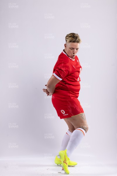 170325 Wales Women 6 Nations Rugby Squad Portraits - Donna Rose