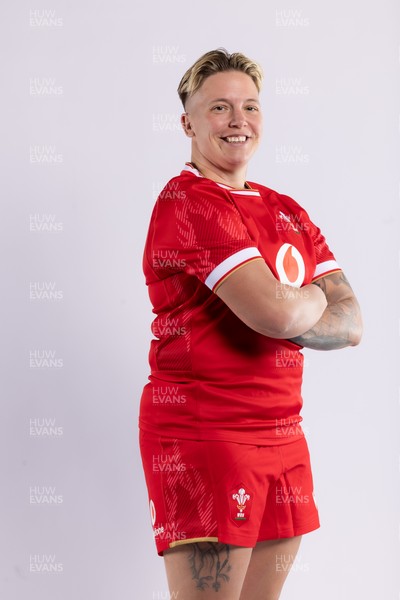 170325 Wales Women 6 Nations Rugby Squad Portraits - Donna Rose