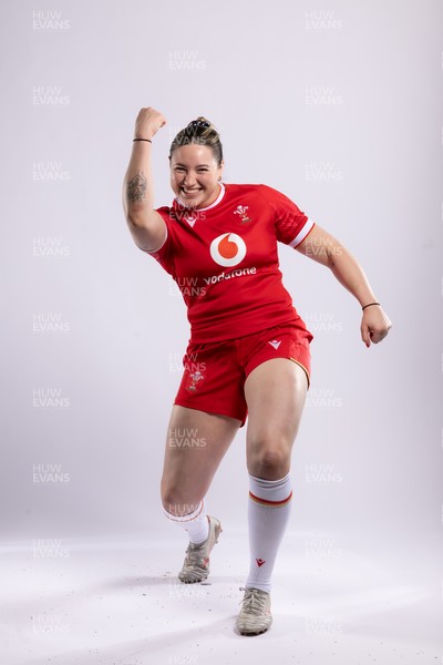 170325 Wales Women 6 Nations Rugby Squad Portraits - Gwen Crabb