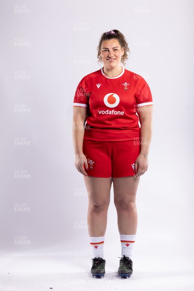 170325 Wales Women 6 Nations Rugby Squad Portraits - Gwenllian Pyrs