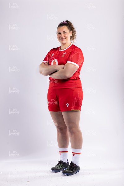 170325 Wales Women 6 Nations Rugby Squad Portraits - Gwenllian Pyrs