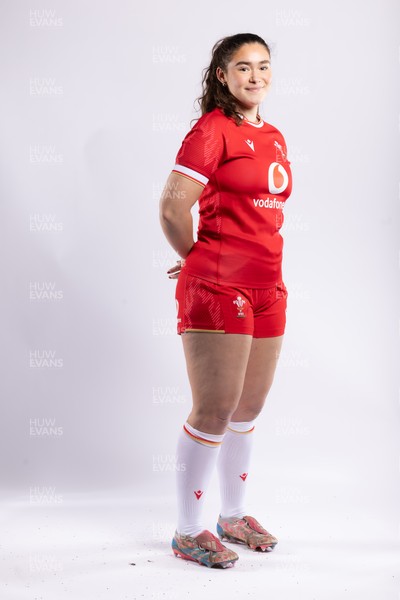 170325 Wales Women 6 Nations Rugby Squad Portraits - Gwennan Hopkins