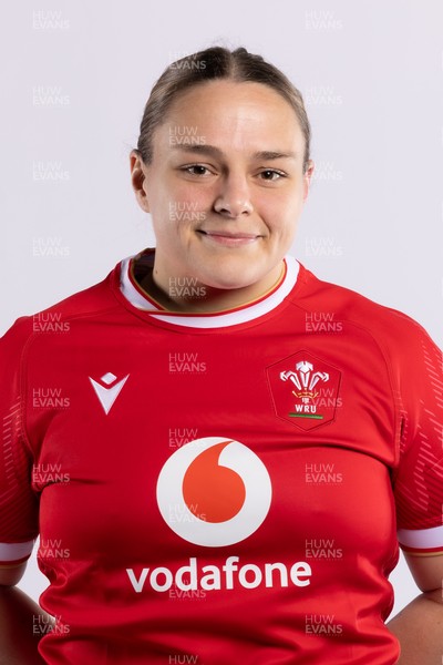 170325 Wales Women 6 Nations Rugby Squad Portraits - Jenni Scoble