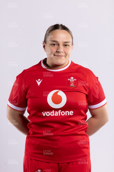 170325 Wales Women 6 Nations Rugby Squad Portraits - Jenni Scoble