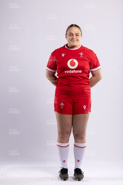 170325 Wales Women 6 Nations Rugby Squad Portraits - Jenni Scoble