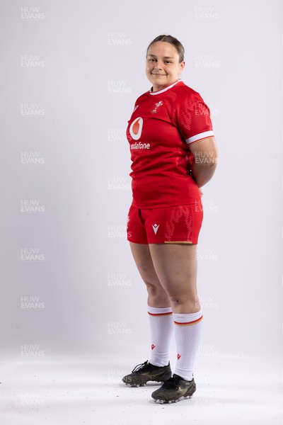 170325 Wales Women 6 Nations Rugby Squad Portraits - Jenni Scoble