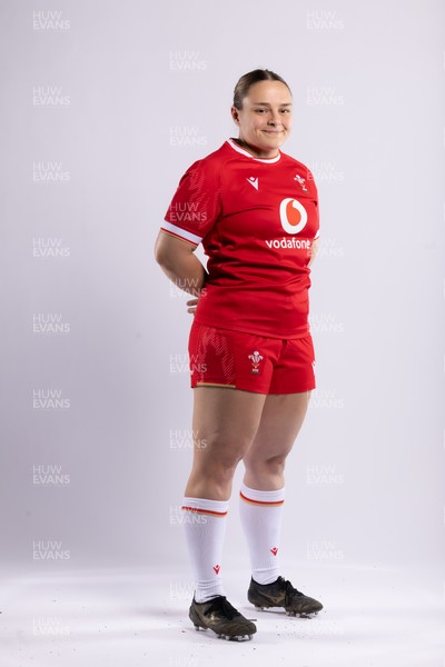 170325 Wales Women 6 Nations Rugby Squad Portraits - Jenni Scoble