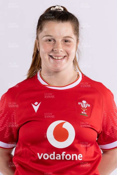 170325 Wales Women 6 Nations Rugby Squad Portraits - Kate Williams