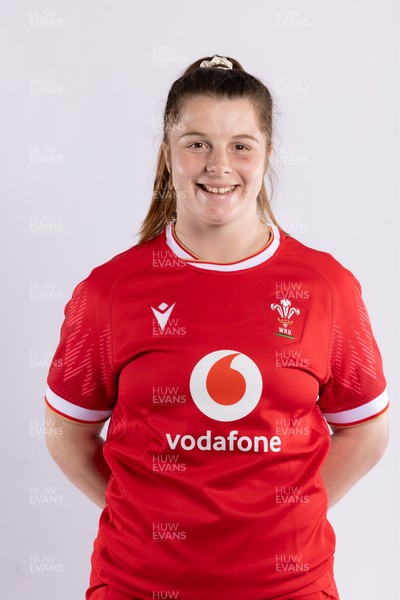 170325 Wales Women 6 Nations Rugby Squad Portraits - Kate Williams