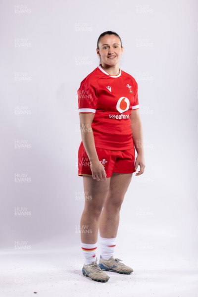 170325 Wales Women 6 Nations Rugby Squad Portraits - Kayleigh Powell