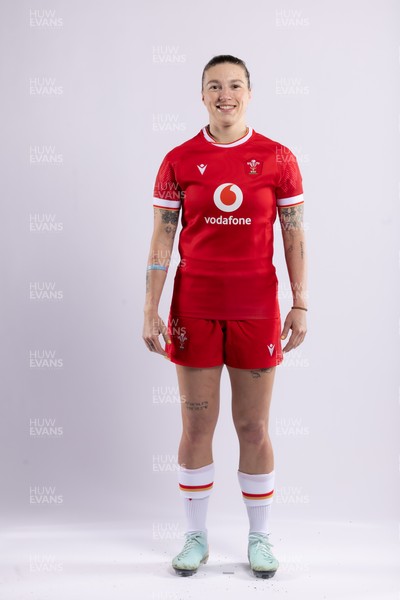 170325 Wales Women 6 Nations Rugby Squad Portraits - Keira Bevan