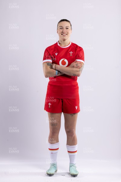 170325 Wales Women 6 Nations Rugby Squad Portraits - Keira Bevan