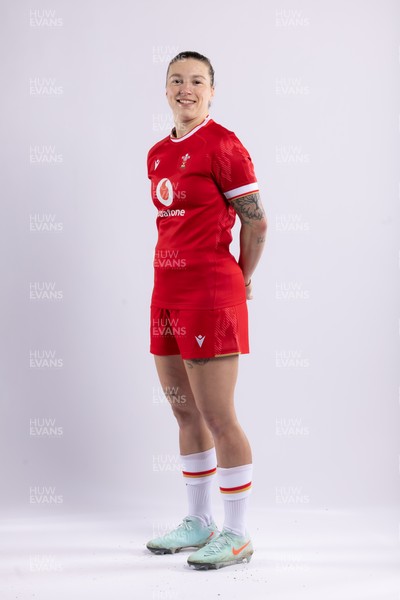 170325 Wales Women 6 Nations Rugby Squad Portraits - Keira Bevan