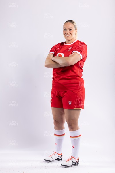 170325 Wales Women 6 Nations Rugby Squad Portraits - Kelsey Jones