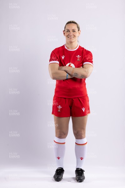 170325 Wales Women 6 Nations Rugby Squad Portraits - Kerin Lake