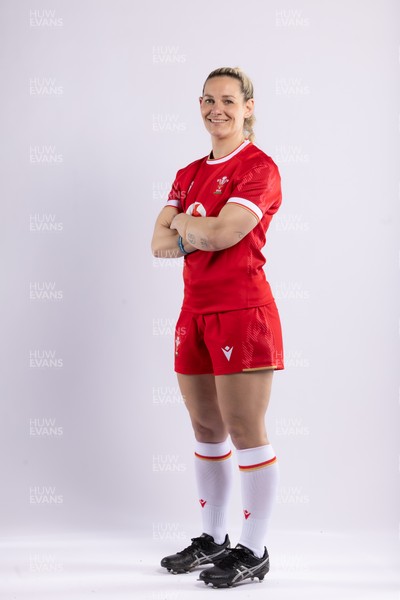 170325 Wales Women 6 Nations Rugby Squad Portraits - Kerin Lake