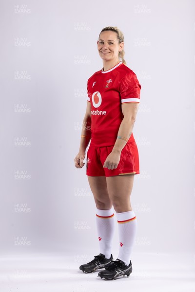 170325 Wales Women 6 Nations Rugby Squad Portraits - Kerin Lake