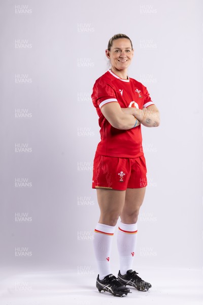 170325 Wales Women 6 Nations Rugby Squad Portraits - Kerin Lake