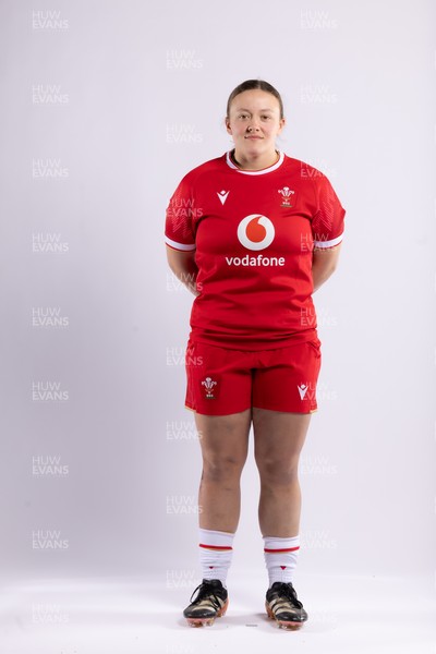 170325 Wales Women 6 Nations Rugby Squad Portraits - Lleucu George