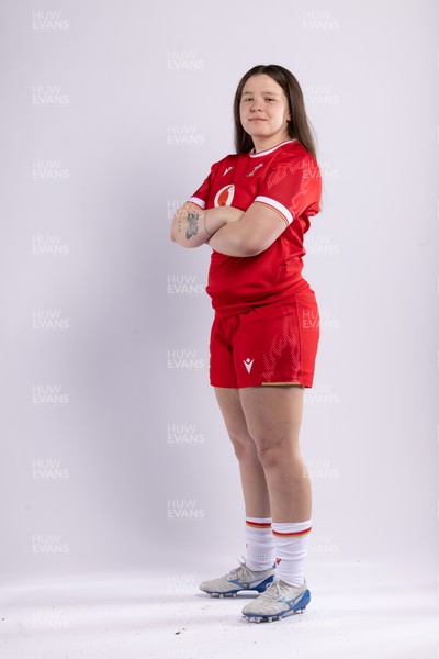 170325 Wales Women 6 Nations Rugby Squad Portraits - Maisie Davies