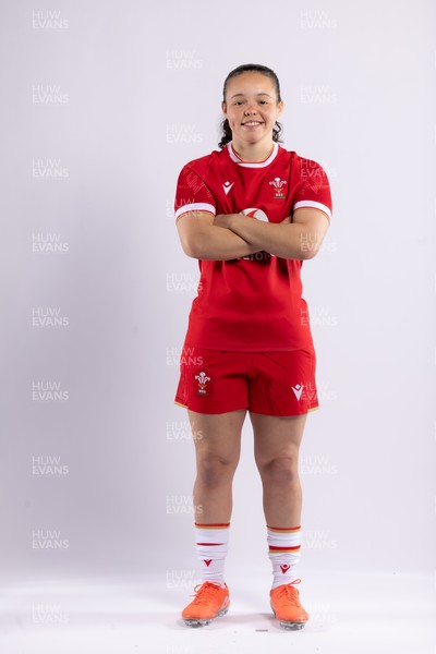 170325 Wales Women 6 Nations Rugby Squad Portraits - Meg Davies