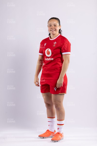 170325 Wales Women 6 Nations Rugby Squad Portraits - Meg Davies