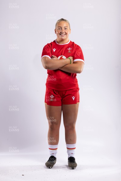 170325 Wales Women 6 Nations Rugby Squad Portraits - Molly Reardon