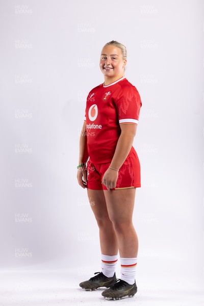 170325 Wales Women 6 Nations Rugby Squad Portraits - Molly Reardon