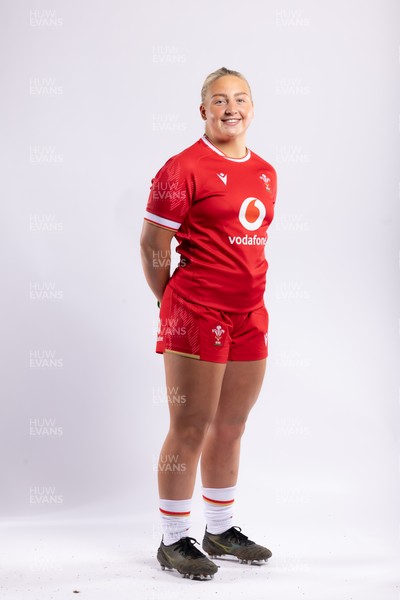 170325 Wales Women 6 Nations Rugby Squad Portraits - Molly Reardon