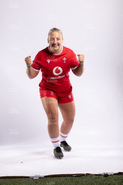 170325 Wales Women 6 Nations Rugby Squad Portraits - Molly Reardon