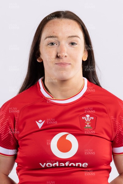 170325 Wales Women 6 Nations Rugby Squad Portraits - Sian Jones