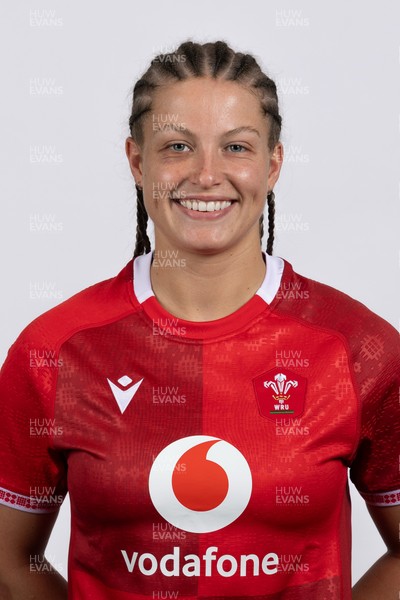 040526 - Wales Women 2026 6 Nations Squad Portraits - Amy Williams
