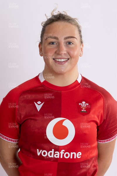 230226 - Wales Senior Women Extended Squad and Staff Portraits - Molly Reardon