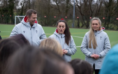 080323 - Wales Women 6 Nations Squad Announcement, Ysgol Dyffryn Aman, Ammanford - Wales Women Rugby head coach Ioan Cunningham and players Hannah Jones and Ffion Lewis return to their former school and take a girls rugby skills session after the girls helped to formally announce the Wales Women’s squad for the forthcoming Women’s 6 Nations