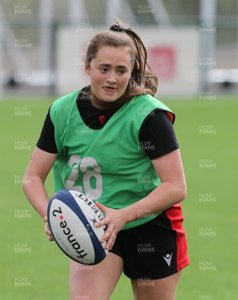 230521 - Wales Women 7s Squad Training - Caitlin Lewis during training session