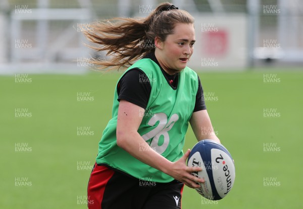 230521 - Wales Women 7s Squad Training - Caitlin Lewis during training session