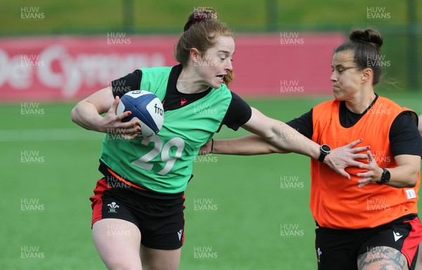 230521 - Wales Women 7s Squad Training - Lisa Neumann during training session