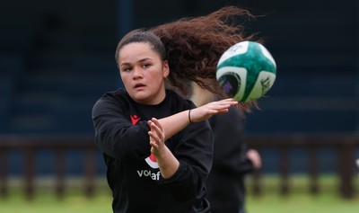080526 - Wales Women Rugby Captains Run - Jorja Aiono during Captains Run at Pirrie Park ahead of the Women’s 6 Nations match against Ireland at Affidea Stadium