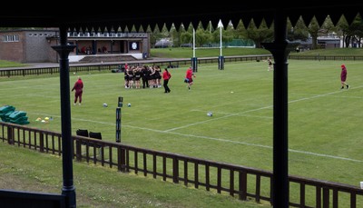 080526 - Wales Women Rugby Captains Run - The Wales team go through Captains Run at Pirrie Park ahead of the Women’s 6 Nations match against Ireland at Affidea Stadium