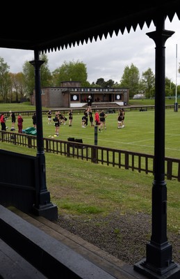 080526 - Wales Women Rugby Captains Run - The Wales team go through Captains Run at Pirrie Park ahead of the Women’s 6 Nations match against Ireland at Affidea Stadium