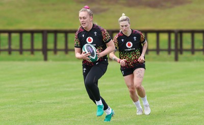 080526 - Wales Women Rugby Captains Run - Hannah Dallavalle during Captains Run at Pirrie Park ahead of the Women’s 6 Nations match against Ireland at Affidea Stadium