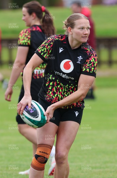 080526 - Wales Women Rugby Captains Run - Carys Cox during Captains Run at Pirrie Park ahead of the Women’s 6 Nations match against Ireland at Affidea Stadium