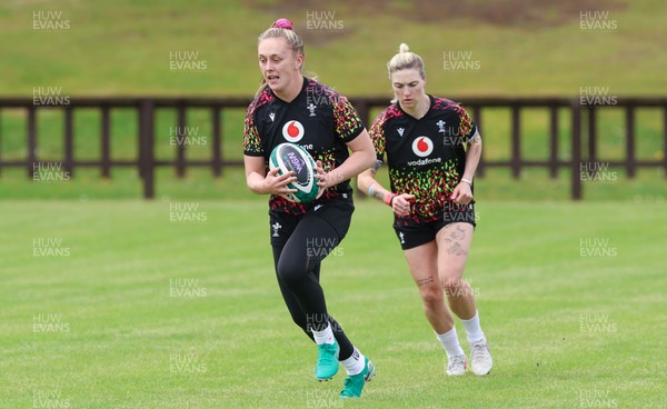 080526 - Wales Women Rugby Captains Run - Hannah Dallavalle during Captains Run at Pirrie Park ahead of the Women’s 6 Nations match against Ireland at Affidea Stadium