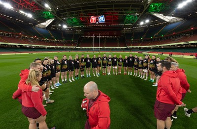 100426 - Wales Women Rugby Captain’s Run - The Wales match squad during Captain’s Run at the Principality Stadium ahead of the opening Women’s 6 Nations match against Scotland