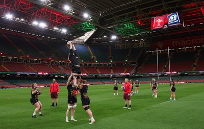 100426 - Wales Women Rugby Captain’s Run - The Wales Women team go through line outs  during Captain’s Run at the Principality Stadium ahead of the opening Women’s 6 Nations match against Scotland