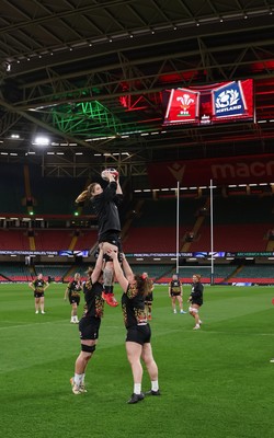100426 - Wales Women Rugby Captain’s Run - The Wales Women team go through line outs  during Captain’s Run at the Principality Stadium ahead of the opening Women’s 6 Nations match against Scotland