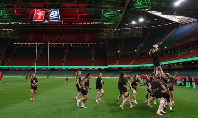 100426 - Wales Women Rugby Captain’s Run - The Wales Women team go through line outs  during Captain’s Run at the Principality Stadium ahead of the opening Women’s 6 Nations match against Scotland