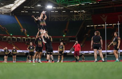100426 - Wales Women Rugby Captain’s Run - The Wales Women team go through line outs  during Captain’s Run at the Principality Stadium ahead of the opening Women’s 6 Nations match against Scotland